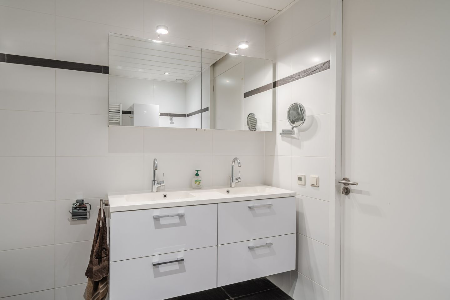 Foto 35 van Emmasingel 10-A