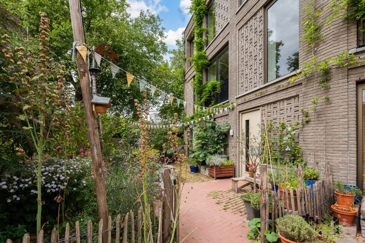 Photo 3 of Annie de Reuverhof 7