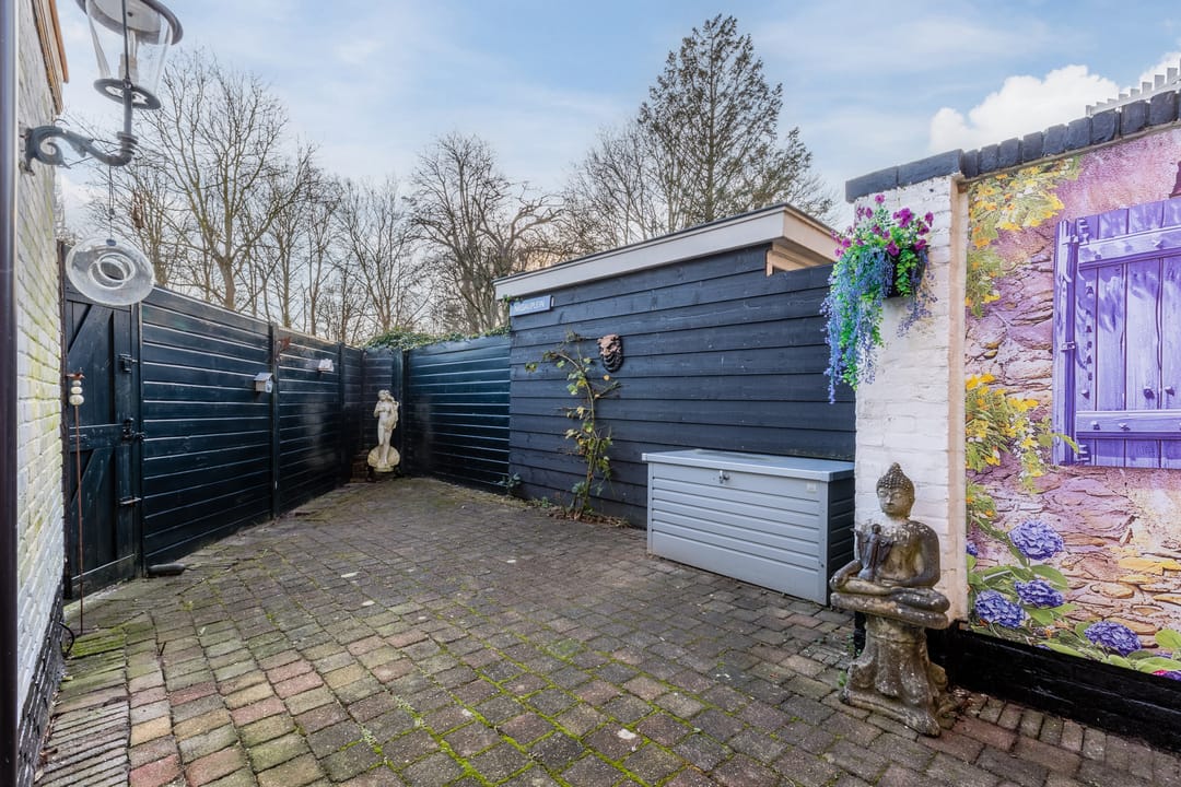 Characterful Villa with Authentic Details in Alkmaar — 38