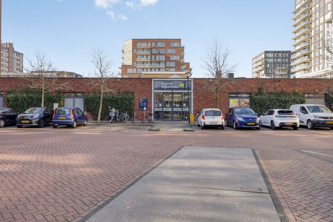 Photo 23 of Uiverhof 16