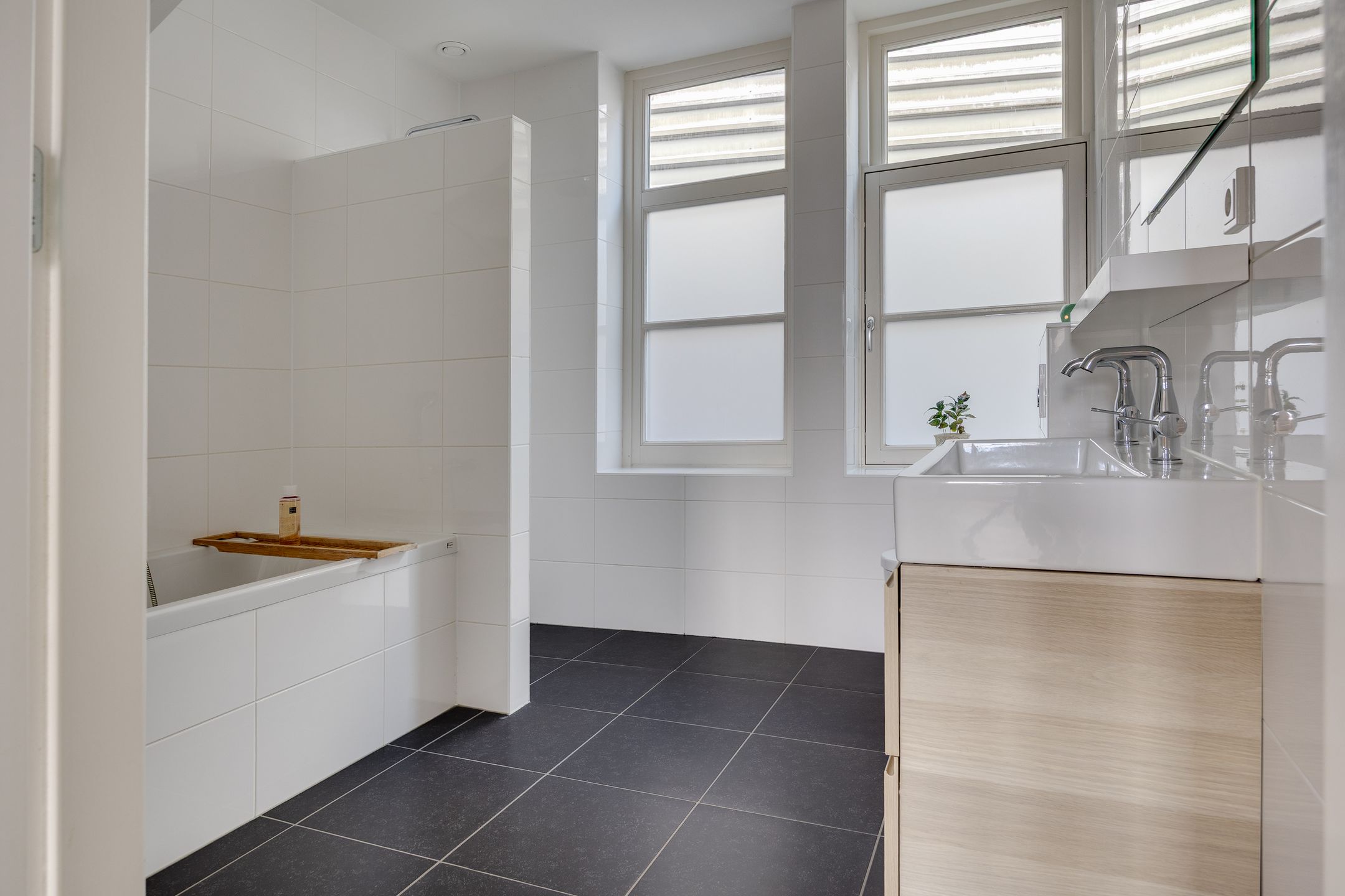 Photo 24 of Appelweg 16-B