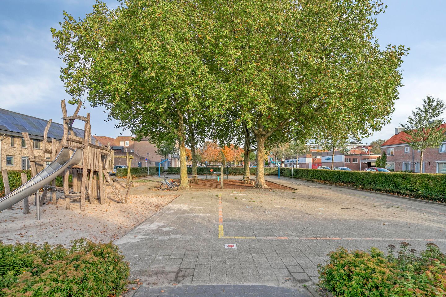 Photo 29 of Busselstraat 7