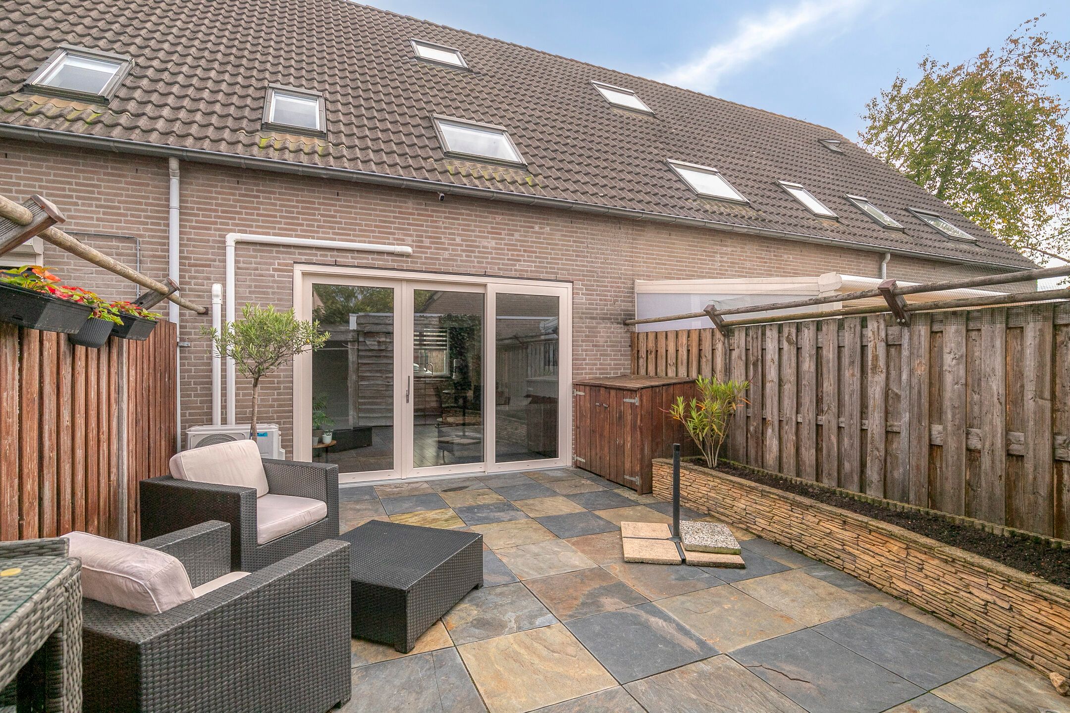 Photo 27 of Busselstraat 7