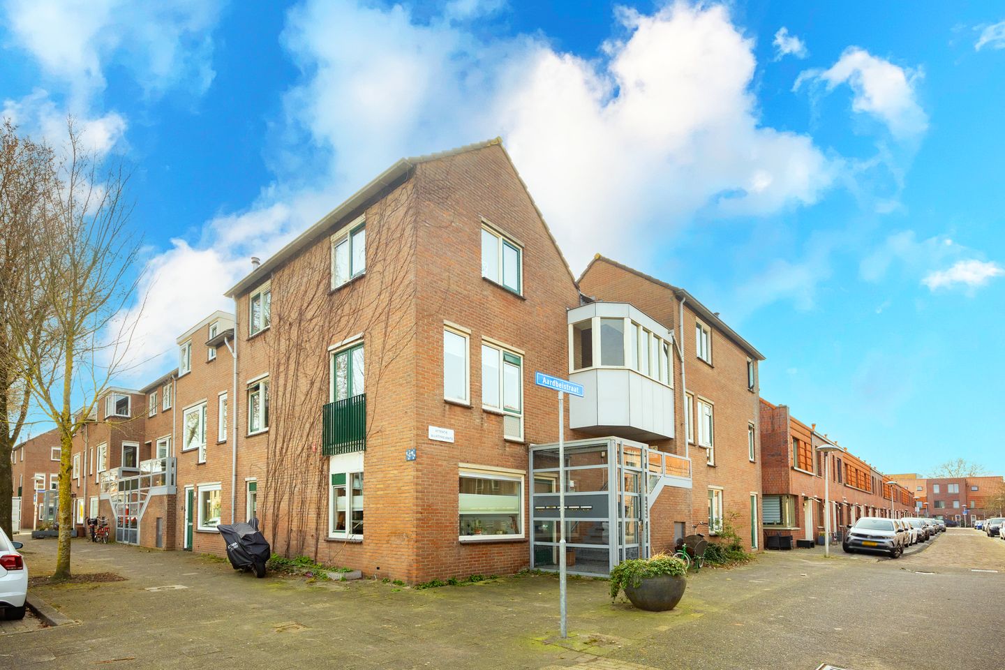 Photo 29 of Aardbeistraat 47