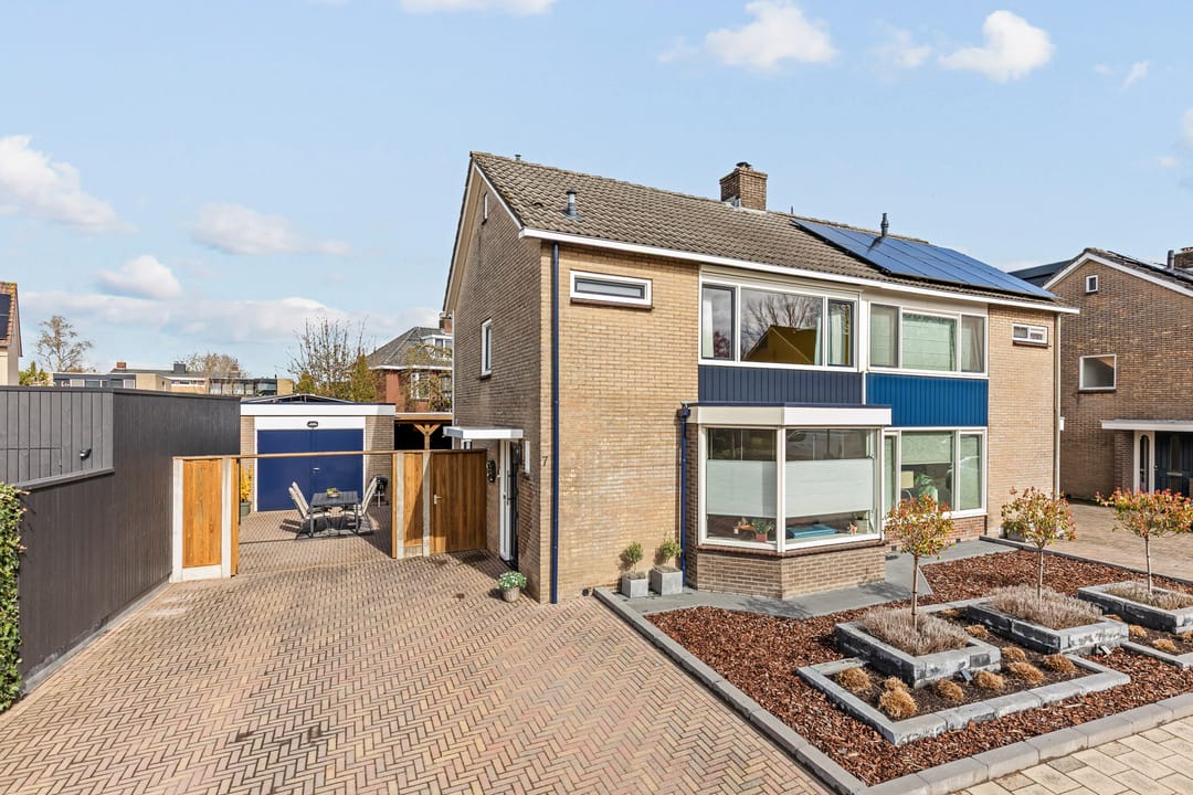 Photo 1 of Trompstraat 7