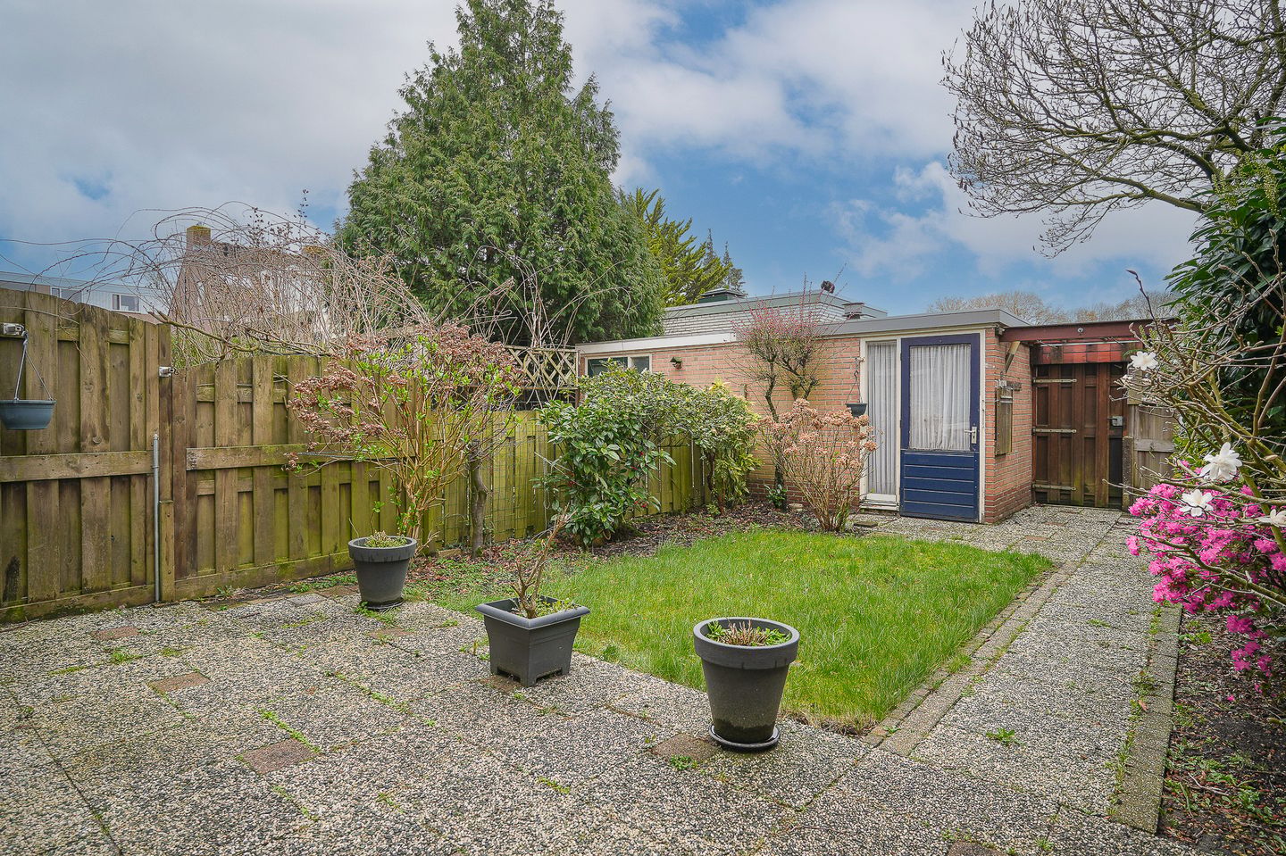 Spacious terraced house with four bedrooms and sunny southwest facing garden in Utrecht — 18
