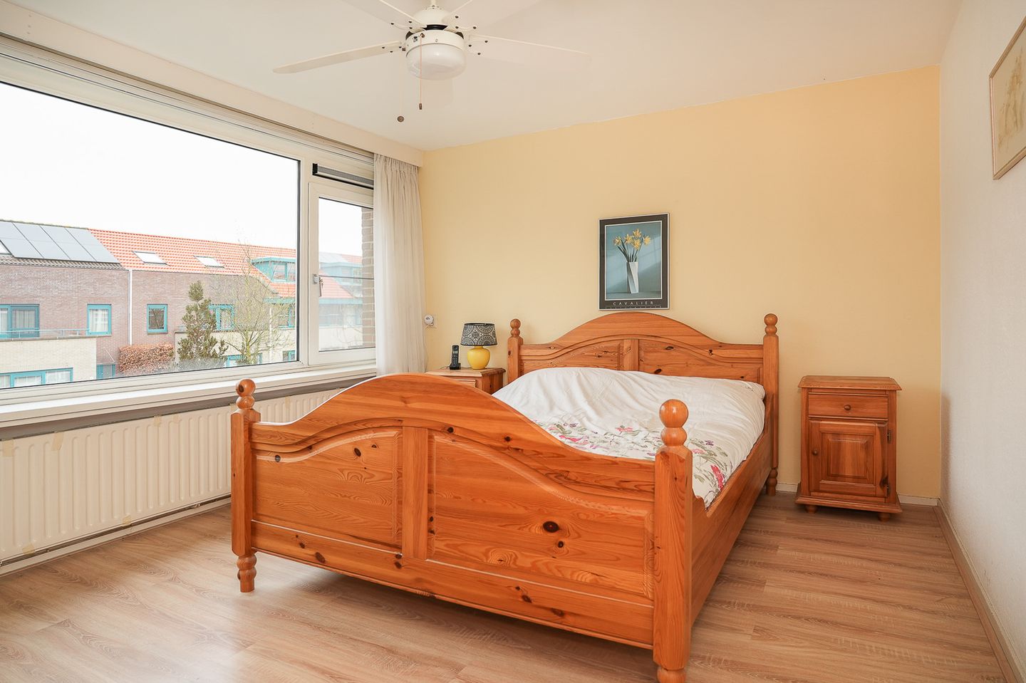 Spacious terraced house with four bedrooms and sunny southwest facing garden in Utrecht — 23