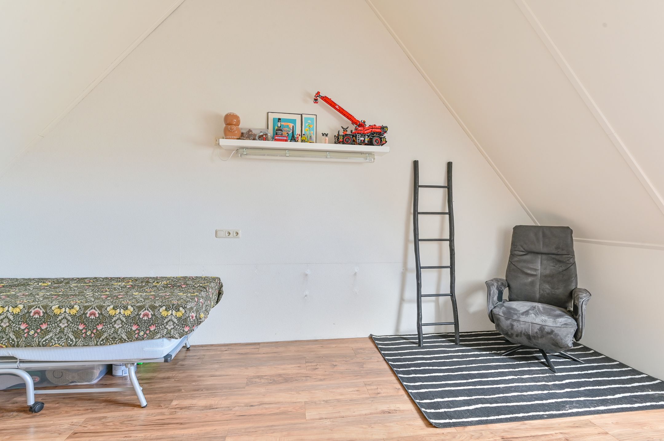 Foto 39 van Antares 5