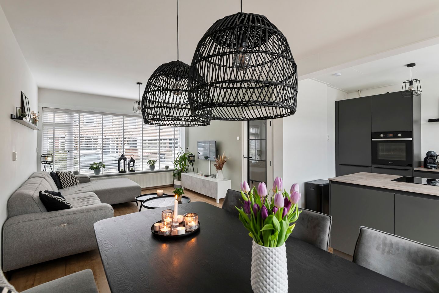 Foto 19 van Hendrik van Nassaustraat 13