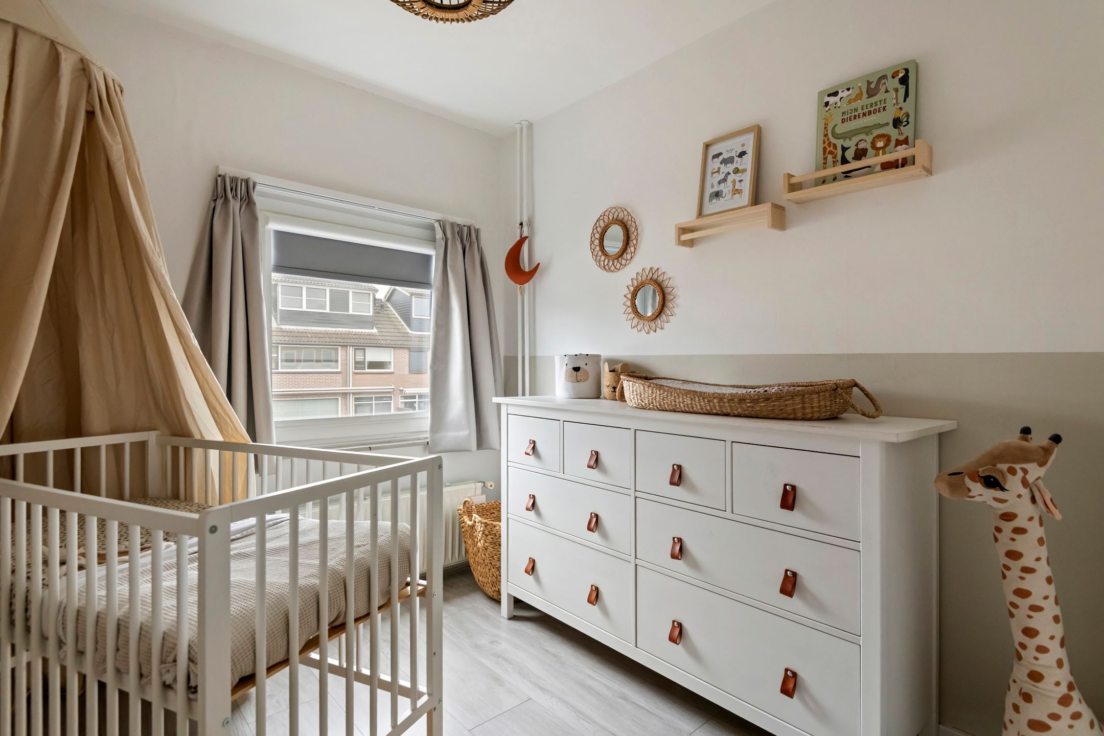 Foto 27 van Hendrik van Nassaustraat 13