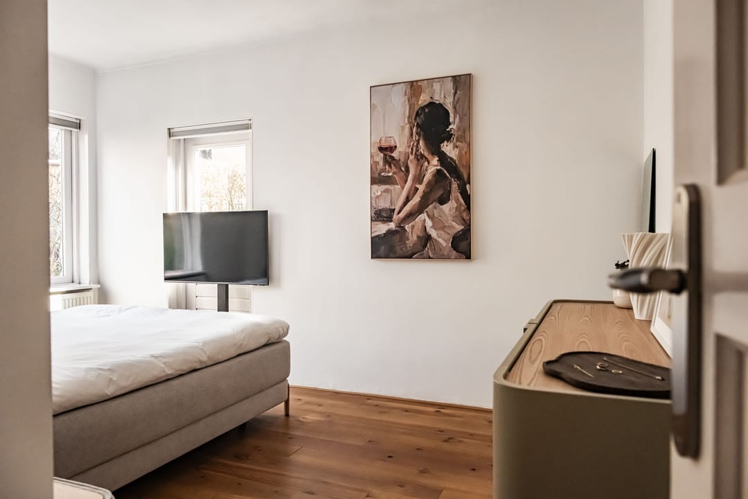 Spacious Ground Floor Apartment with Large Garden in Haarlem — 19