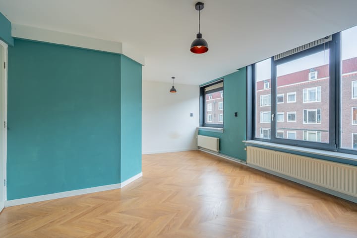 Photo 2 of Doggersbankstraat 30-2