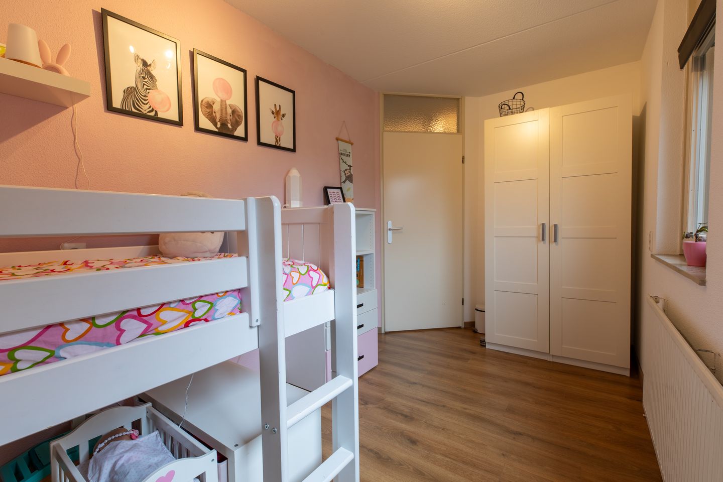 Foto 20 van Mies van der Rohestraat 8