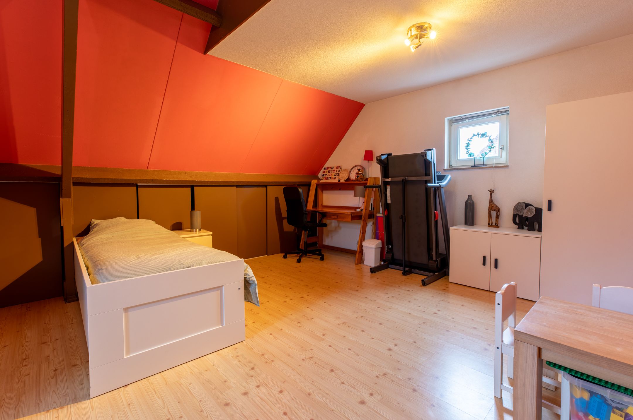 Foto 24 van Mies van der Rohestraat 8