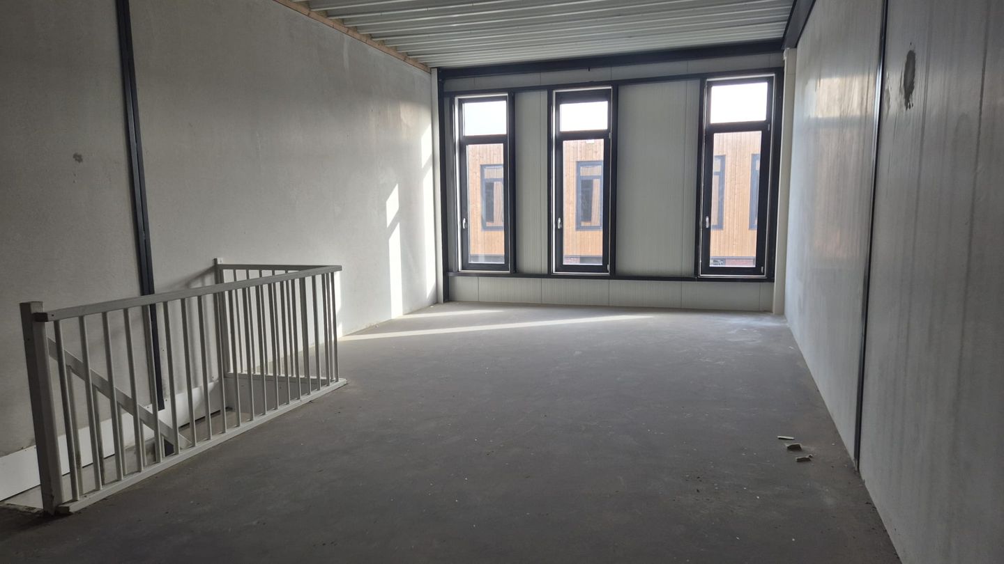 View photo 5 of Rechte Tocht 2-C9