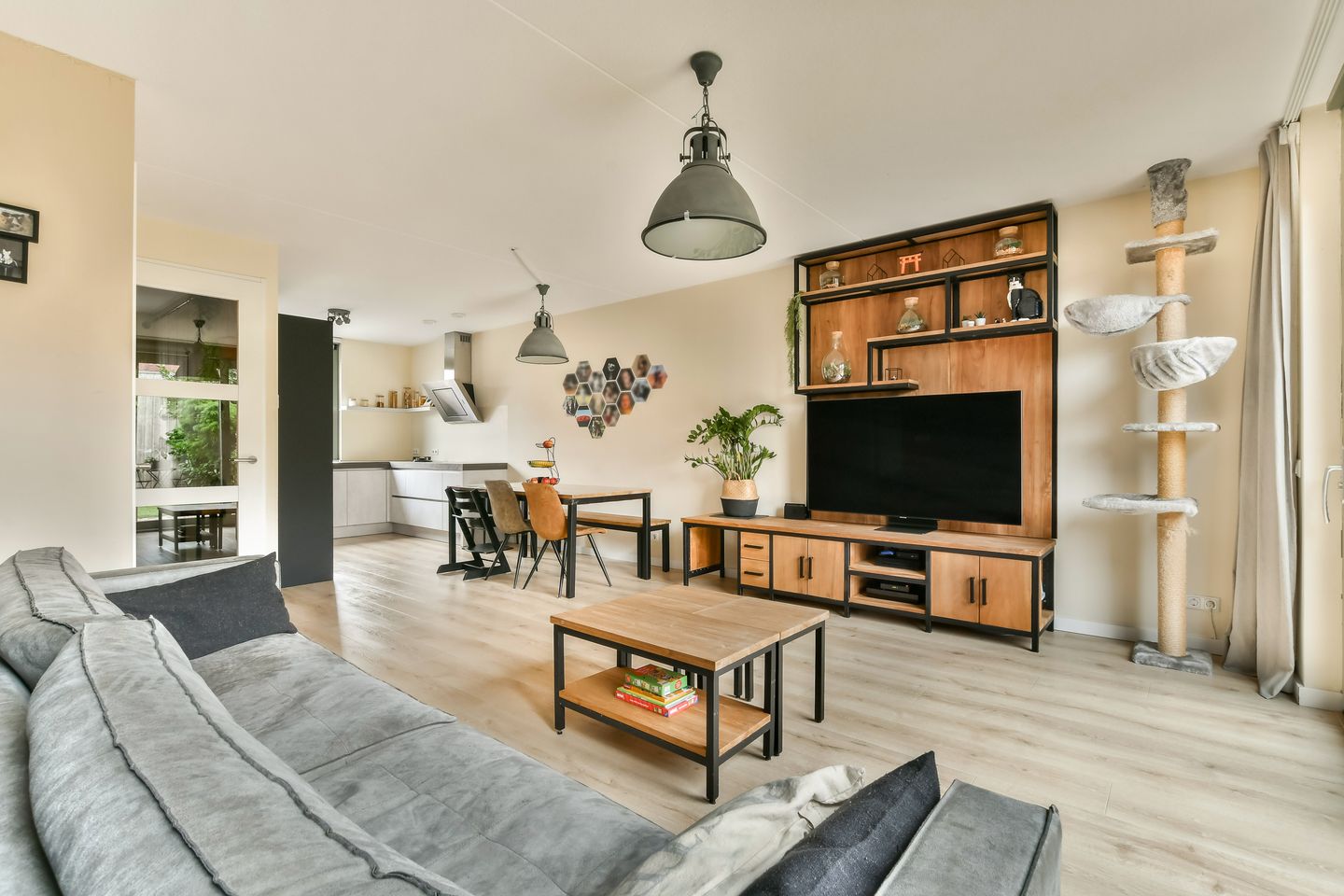 Foto 5 van Floriadepark 48