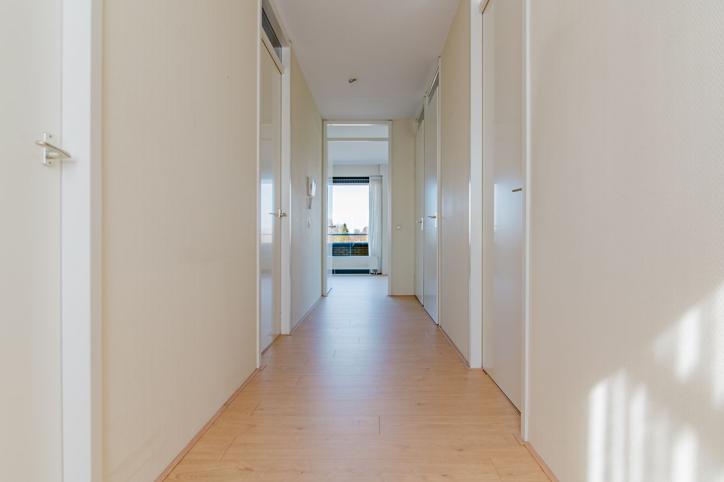 Photo 5 of Burgemeester Selhorststraat 8-C
