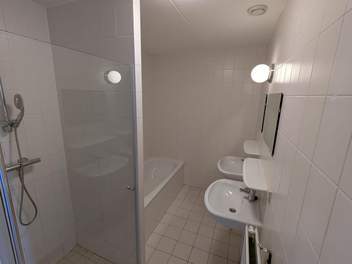 Appartement te huur: Louise Henriëttestraat 125, 'S-Gravenhage