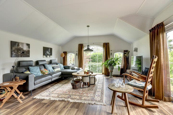 Photo 4 of Langwarderdyk 6-0007