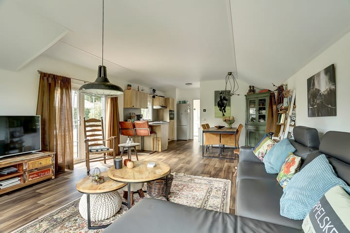Vrijstaande woning te koop: Langwarderdyk 6-0007, Sint Nicolaasga