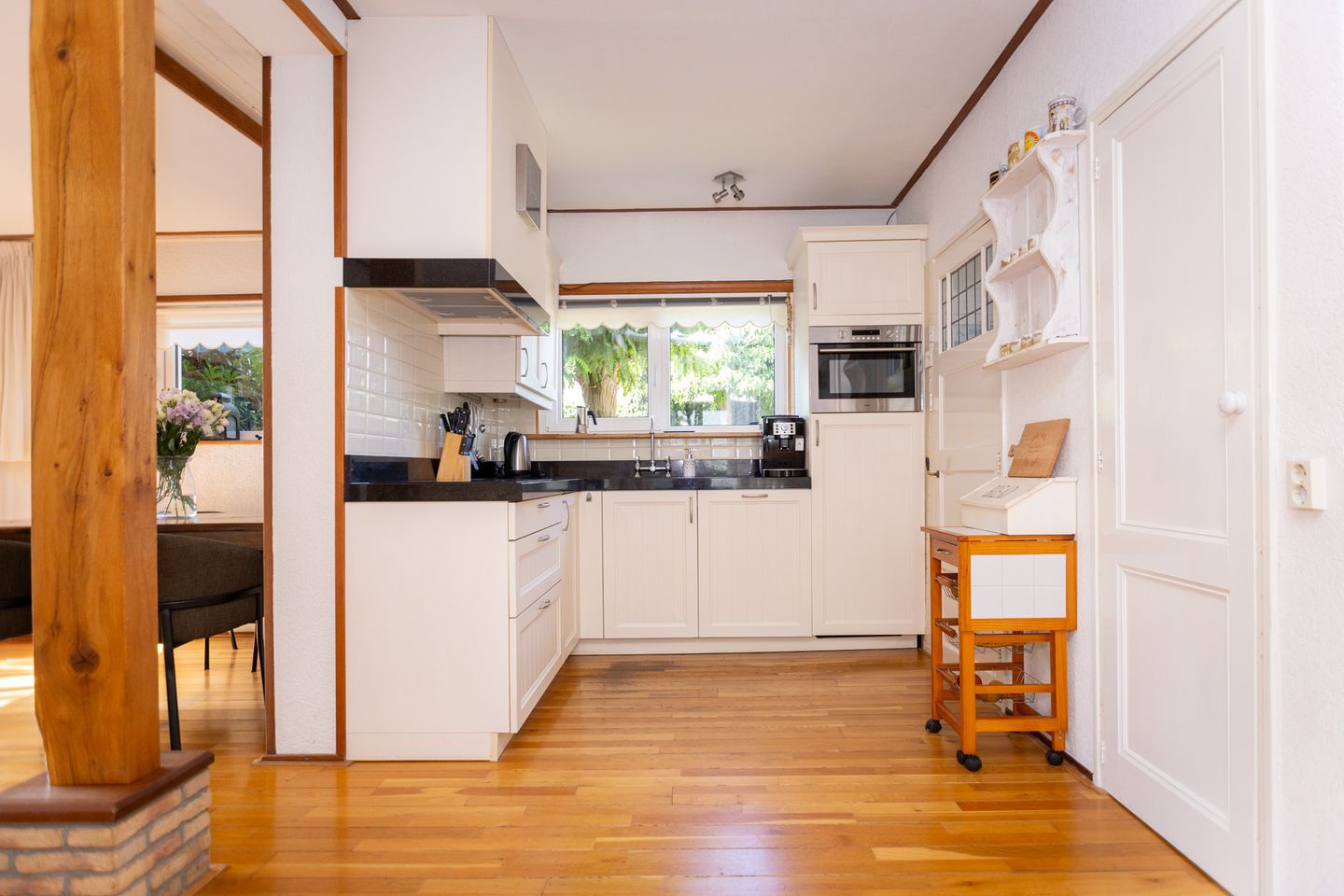 Foto 29 van Dorpsstraat 300