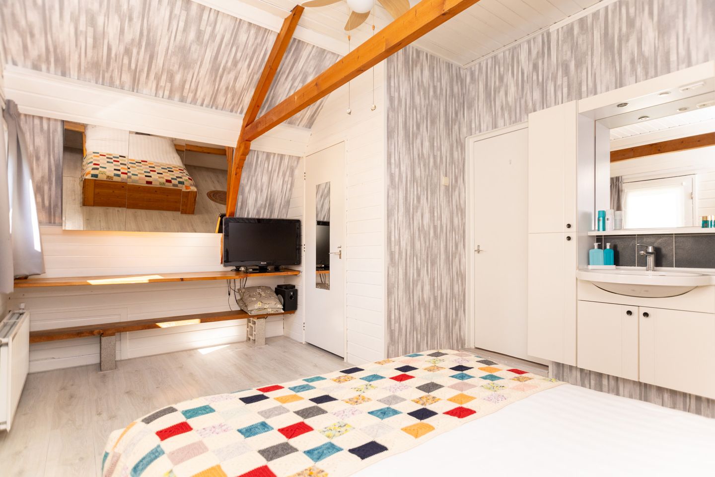 Foto 44 van Dorpsstraat 300