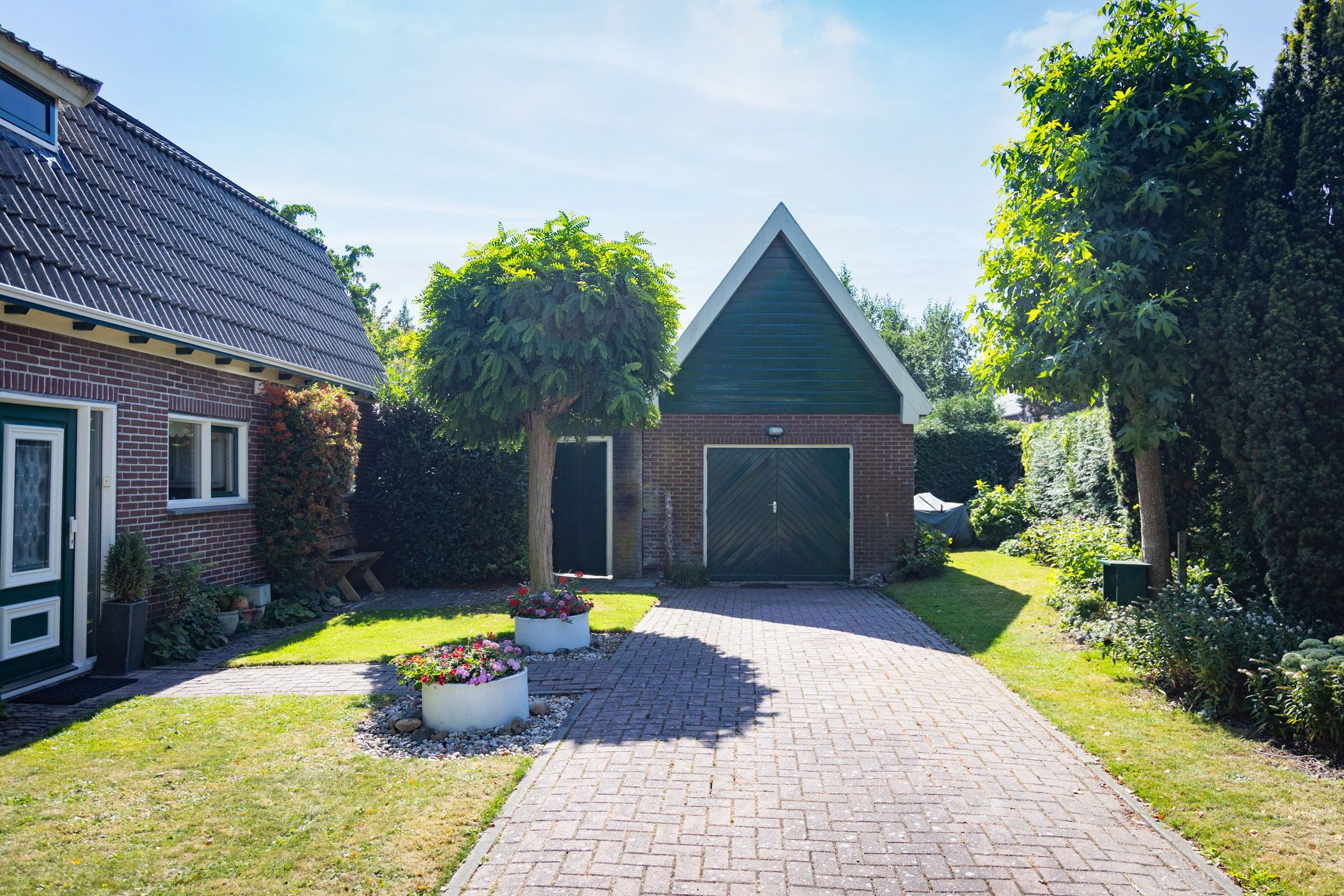 Foto 75 van Dorpsstraat 300