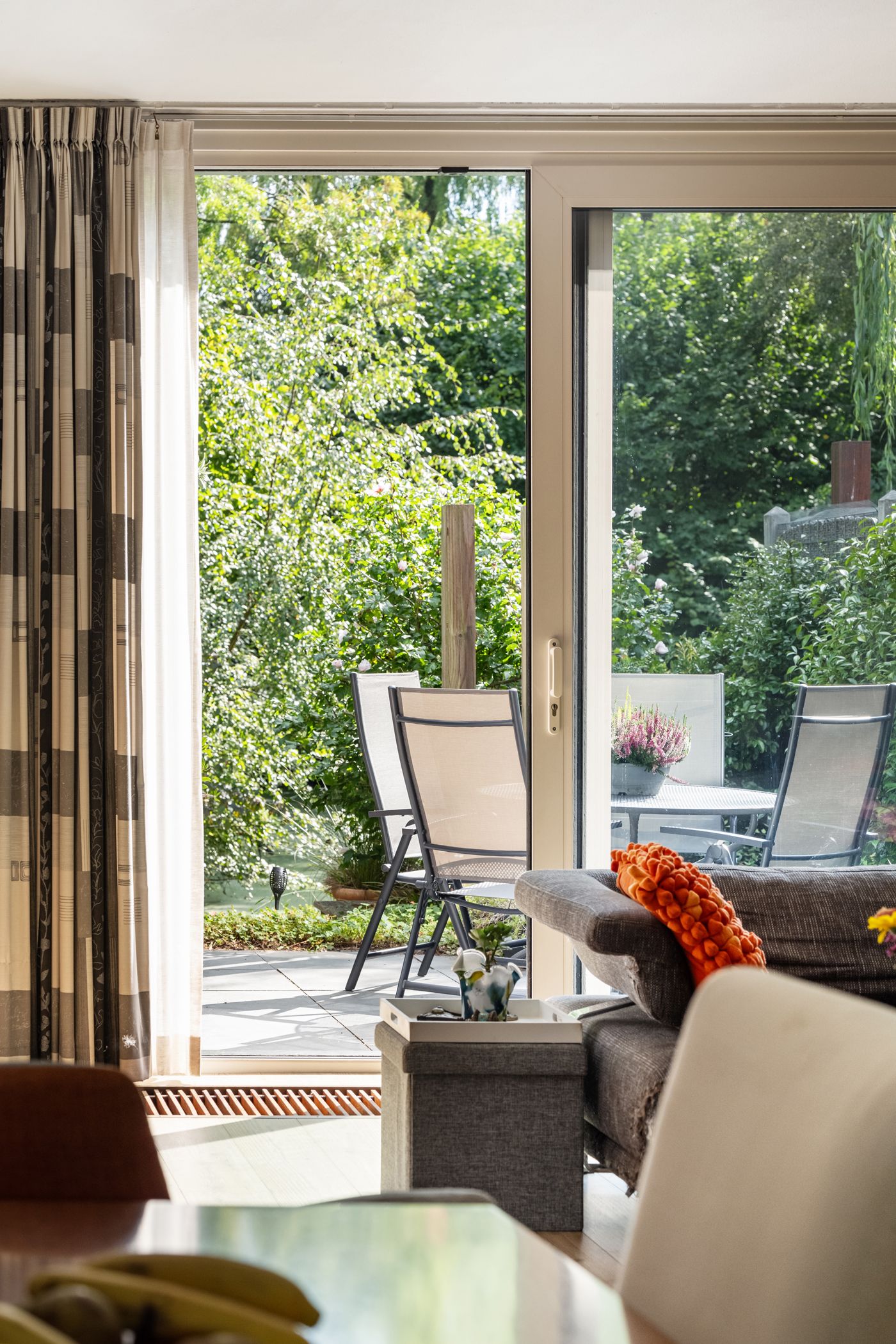 Foto 5 van Warenarburg 43