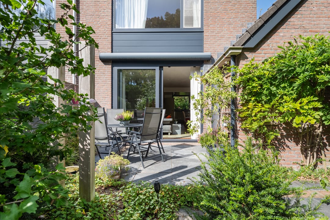 Foto 11 van Warenarburg 43