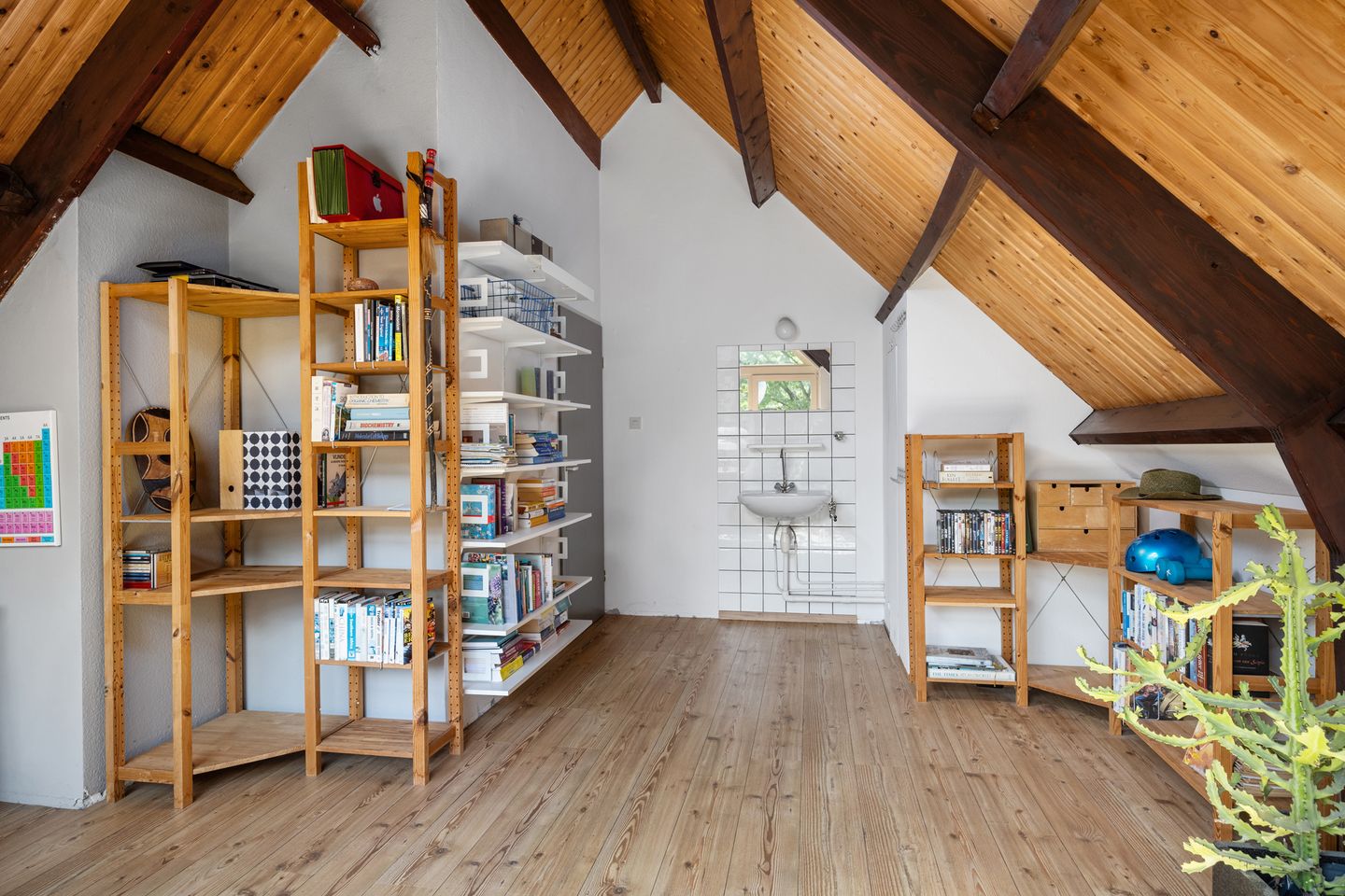 Foto 40 van Warenarburg 43