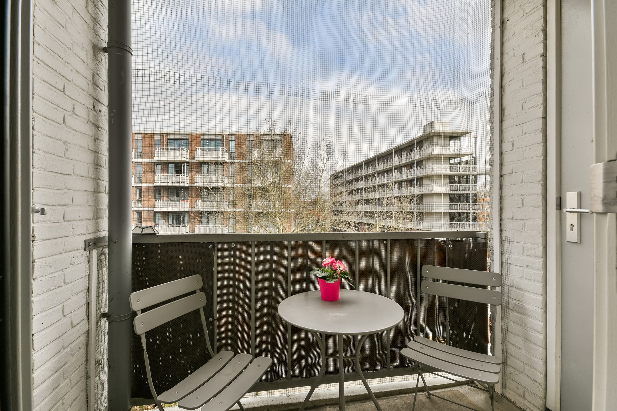 Photo 9 of Goeman Borgesiusstraat 3-H