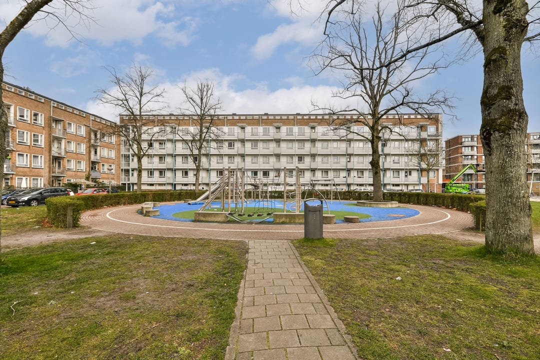 Photo 16 of Goeman Borgesiusstraat 3-H