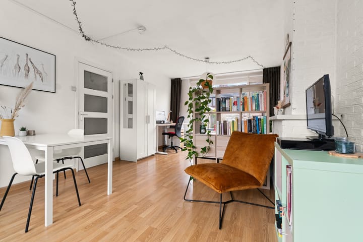 Foto 2 van Gitaarstraat 47