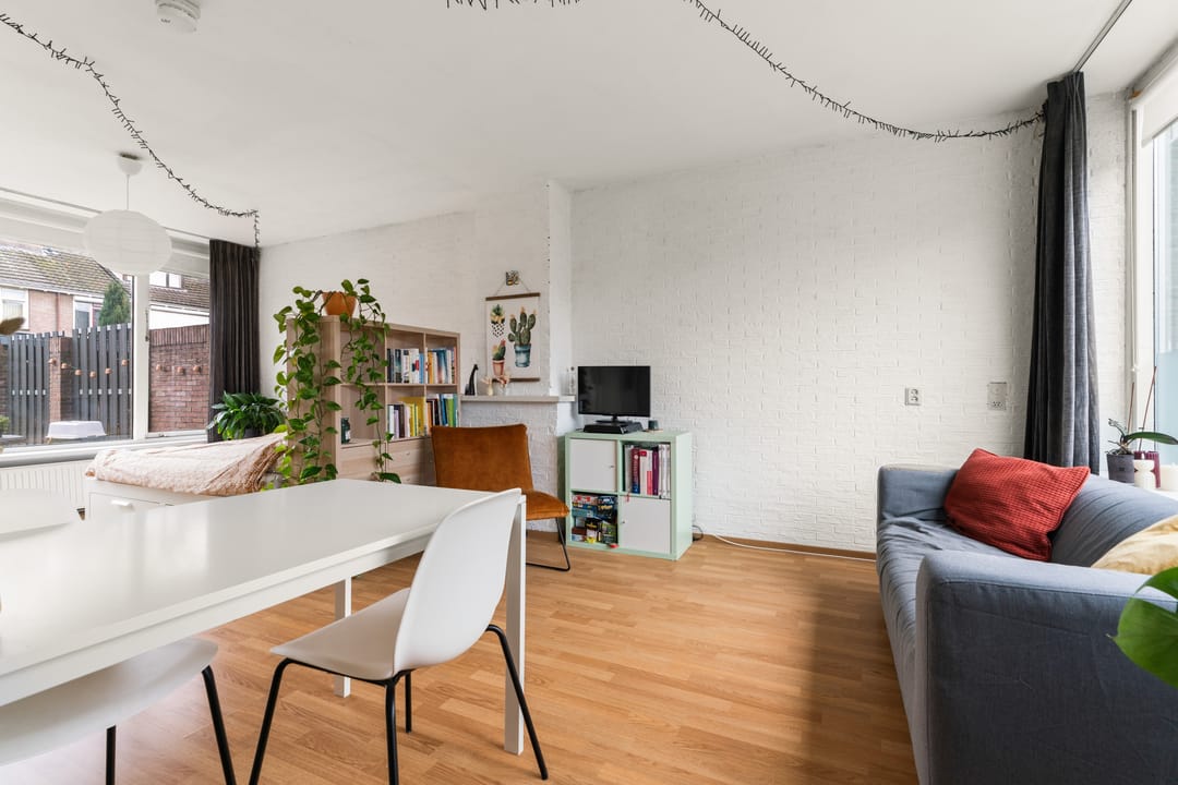 Photo 8 of Gitaarstraat 47