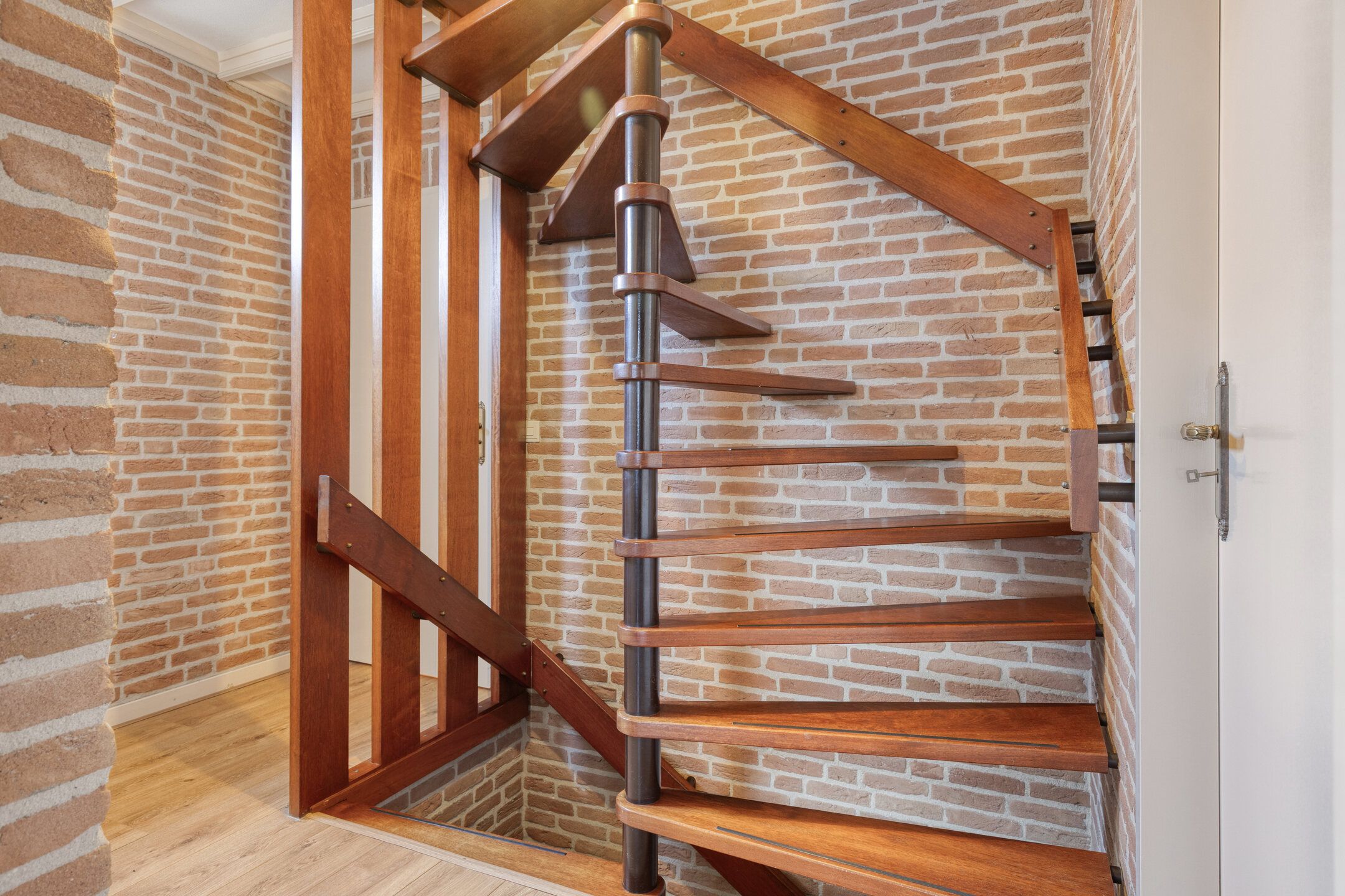 Spacious Semi-Detached House with Carport on Corner Plot in Herpen — 19