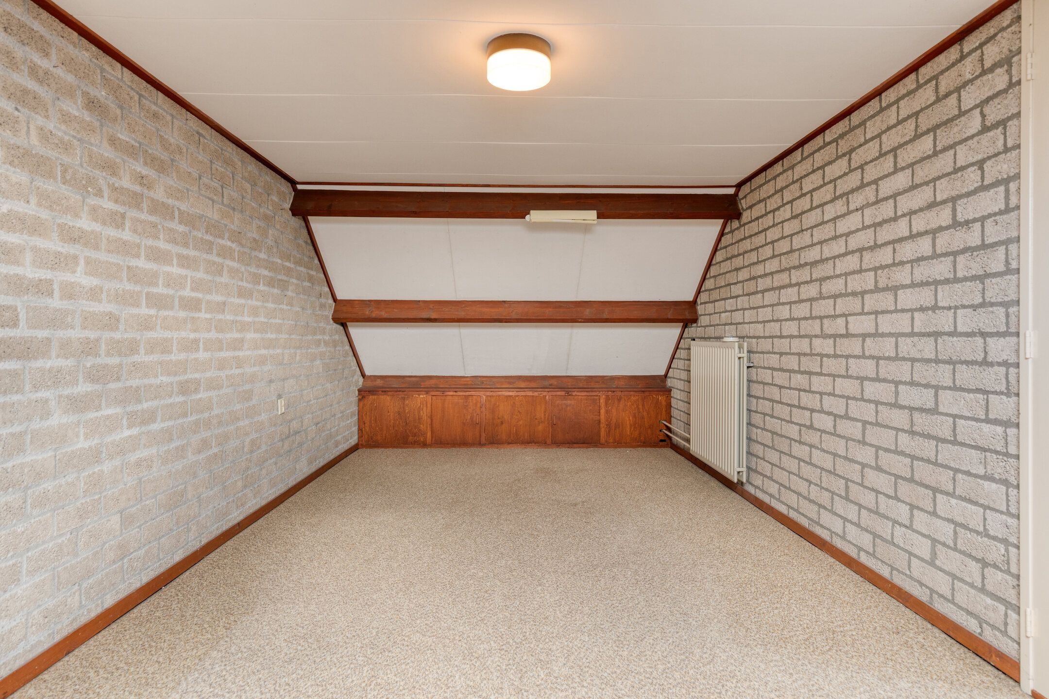 Spacious Semi-Detached House with Carport on Corner Plot in Herpen — 28