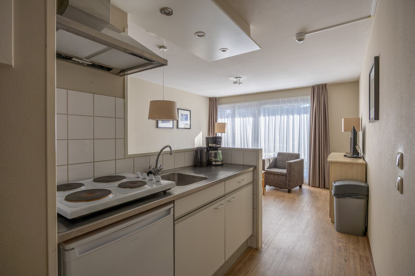 Foto 4 van Oosterhiemweg 1-021