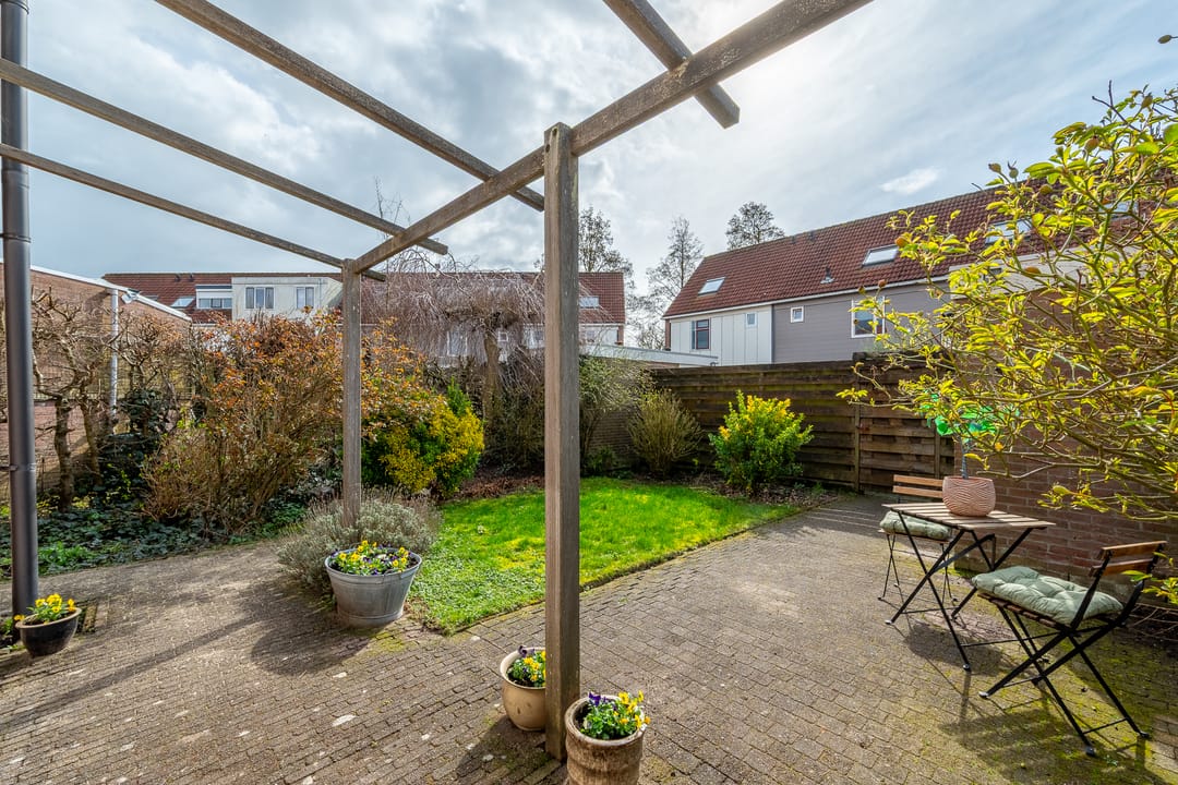 Photo 13 of Haarspitstraat 74