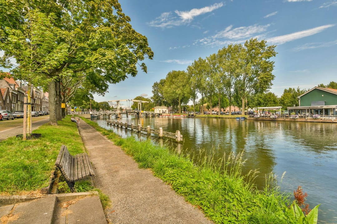 Photo 22 of Middenstraat 121-A