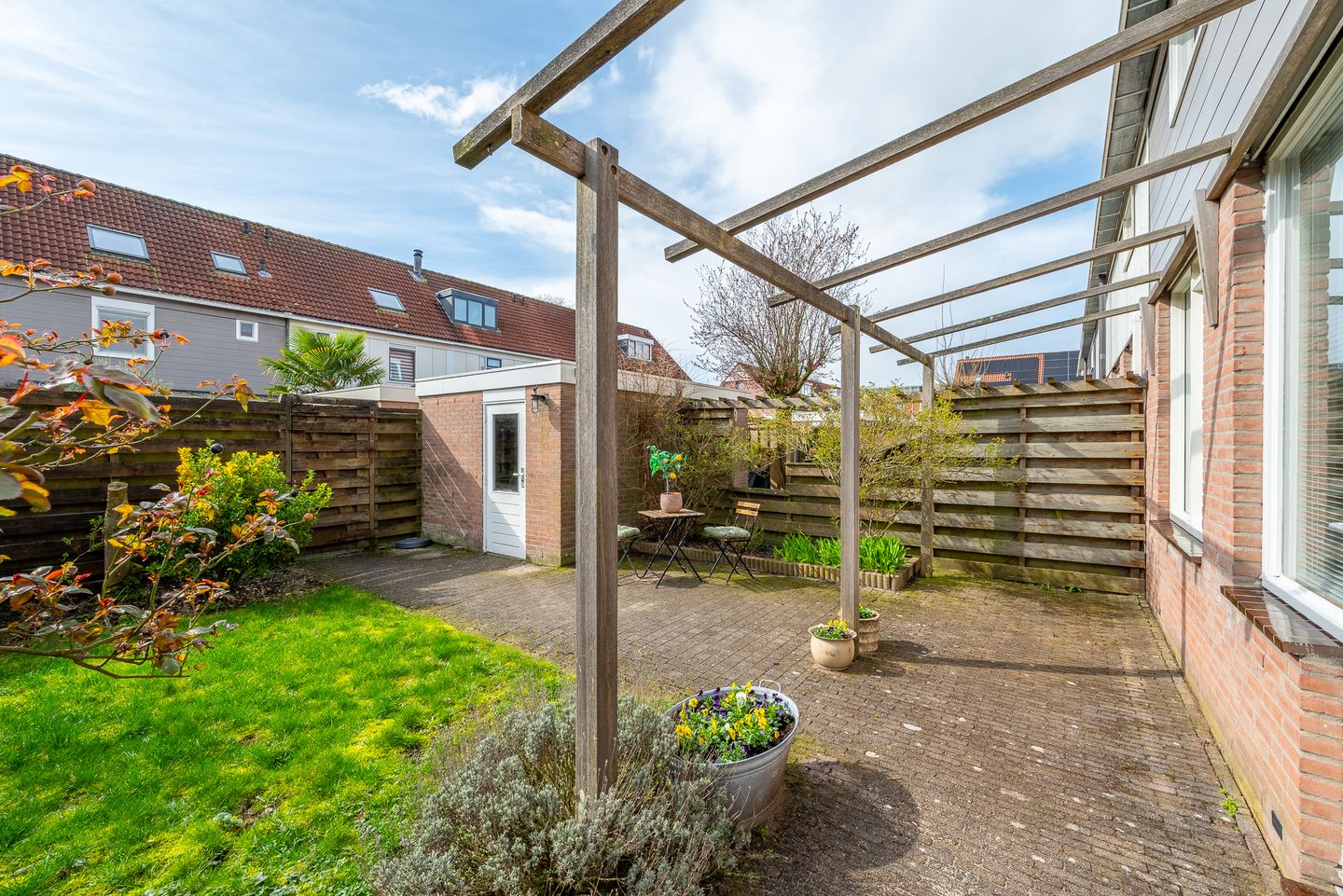 Photo 14 of Haarspitstraat 74