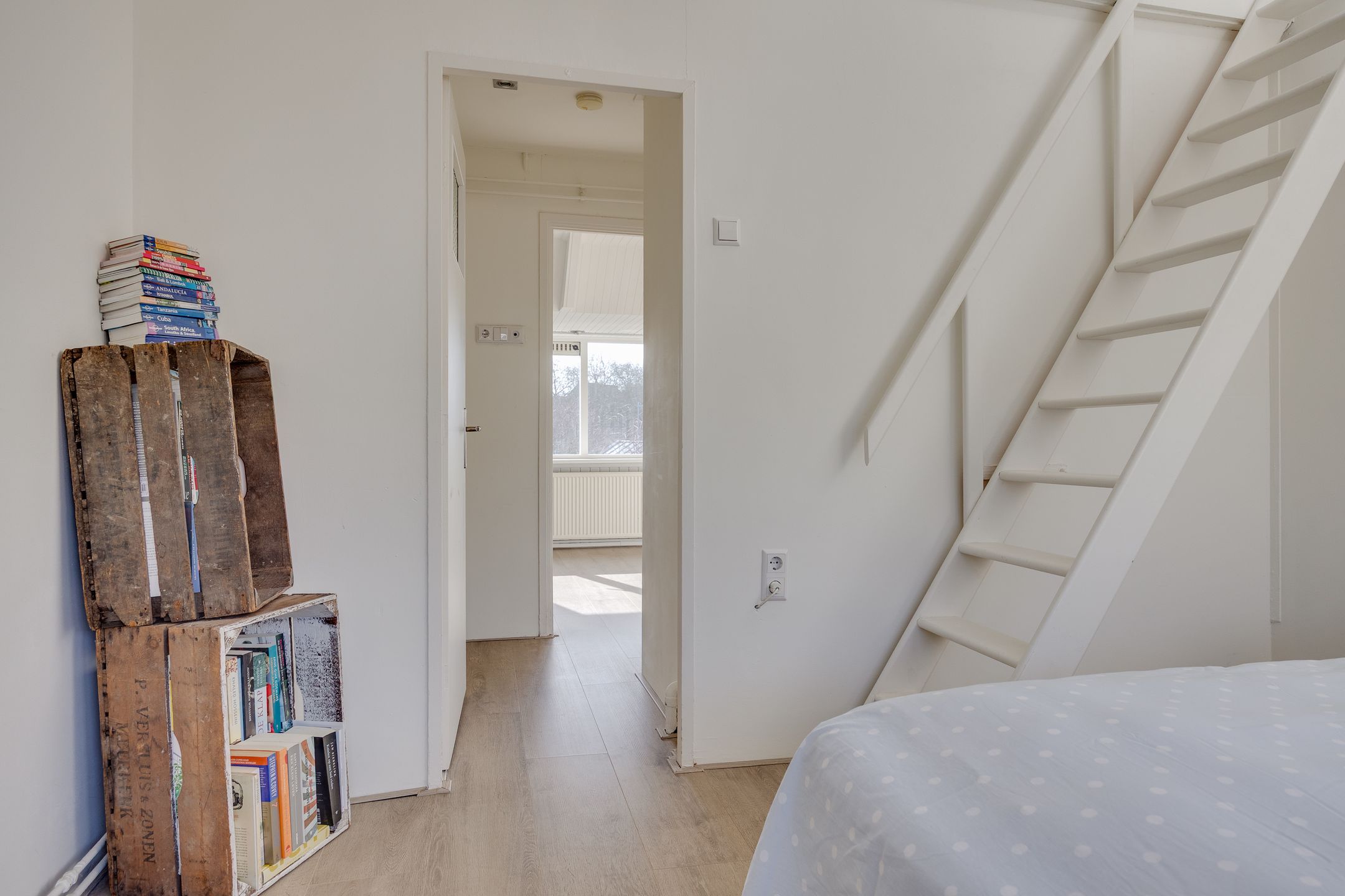 Charming Pre-War Terraced House in Utrecht Oudwijk with Garden — 21