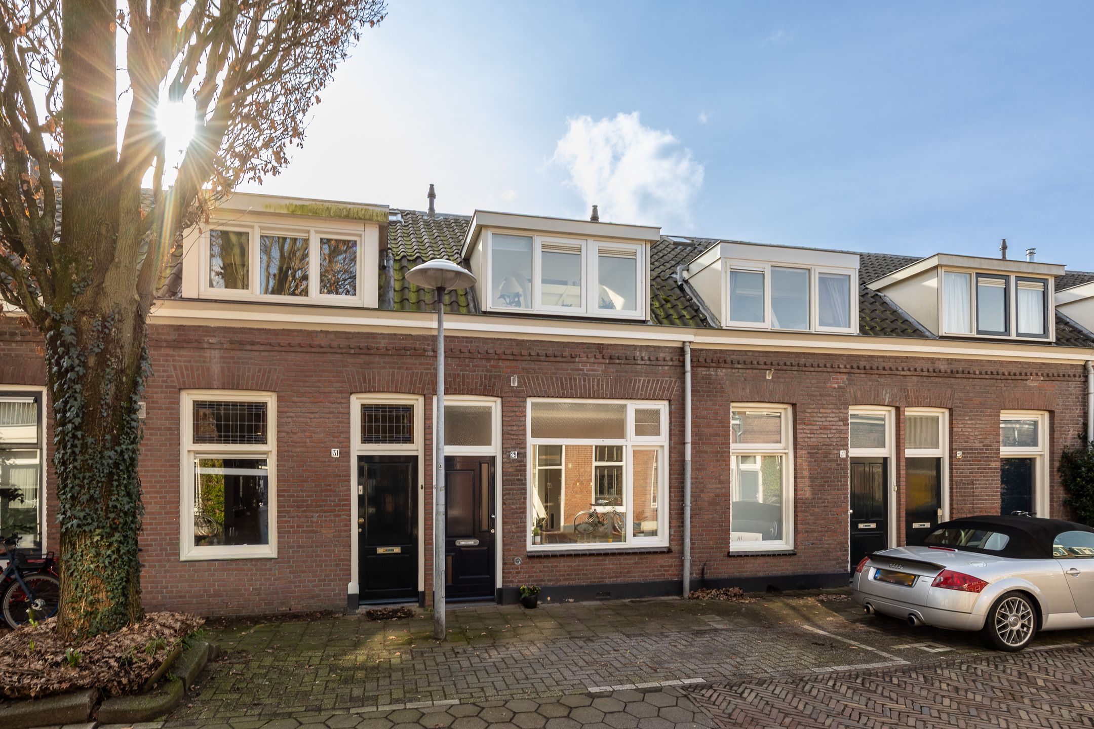 Charming Pre-War Terraced House in Utrecht Oudwijk with Garden — 30