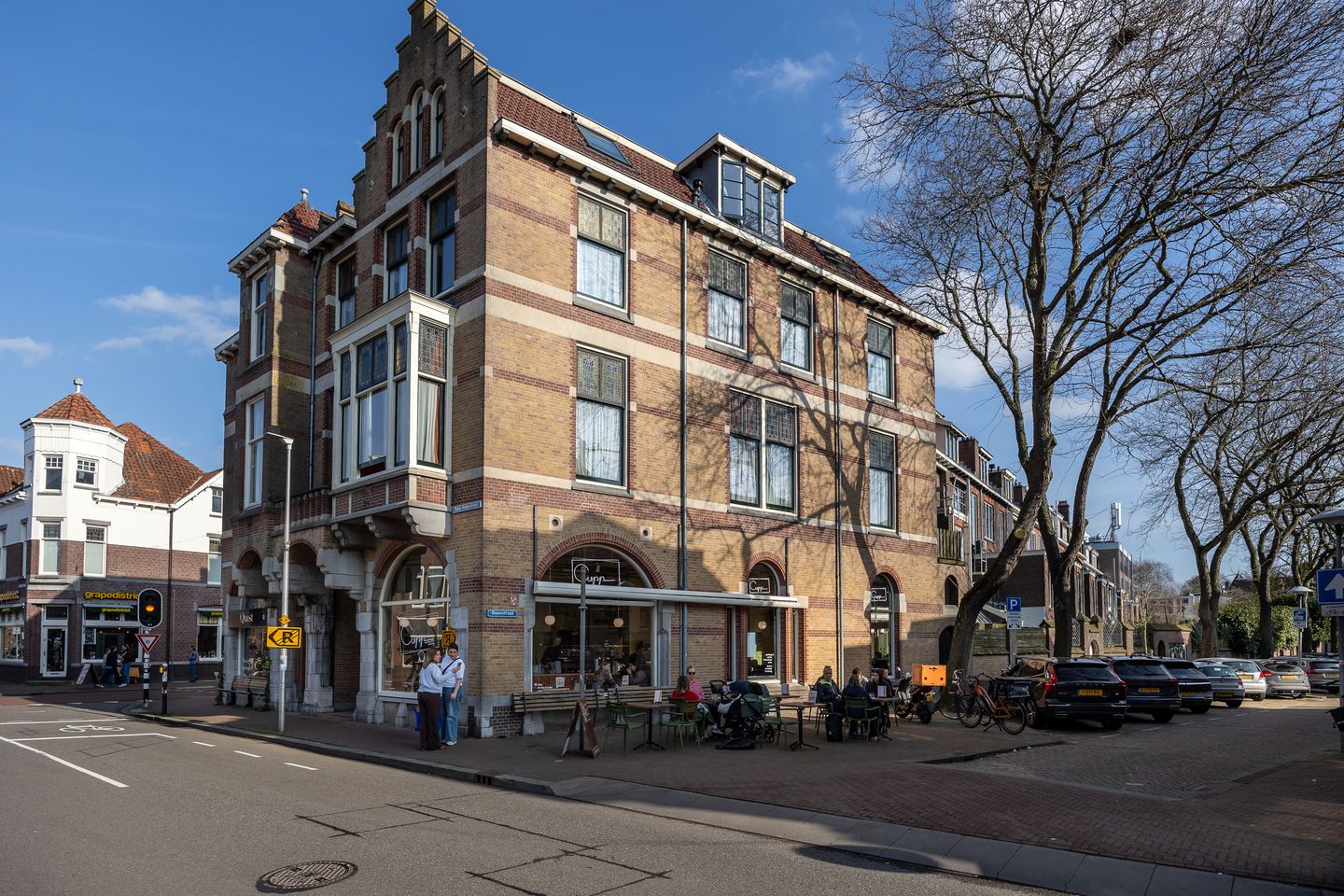 Charming Pre-War Terraced House in Utrecht Oudwijk with Garden — 34