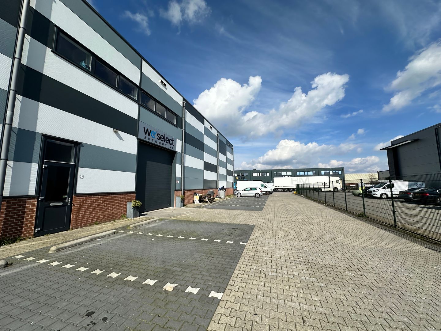 View photo 5 of Keurmeesterstraat 37