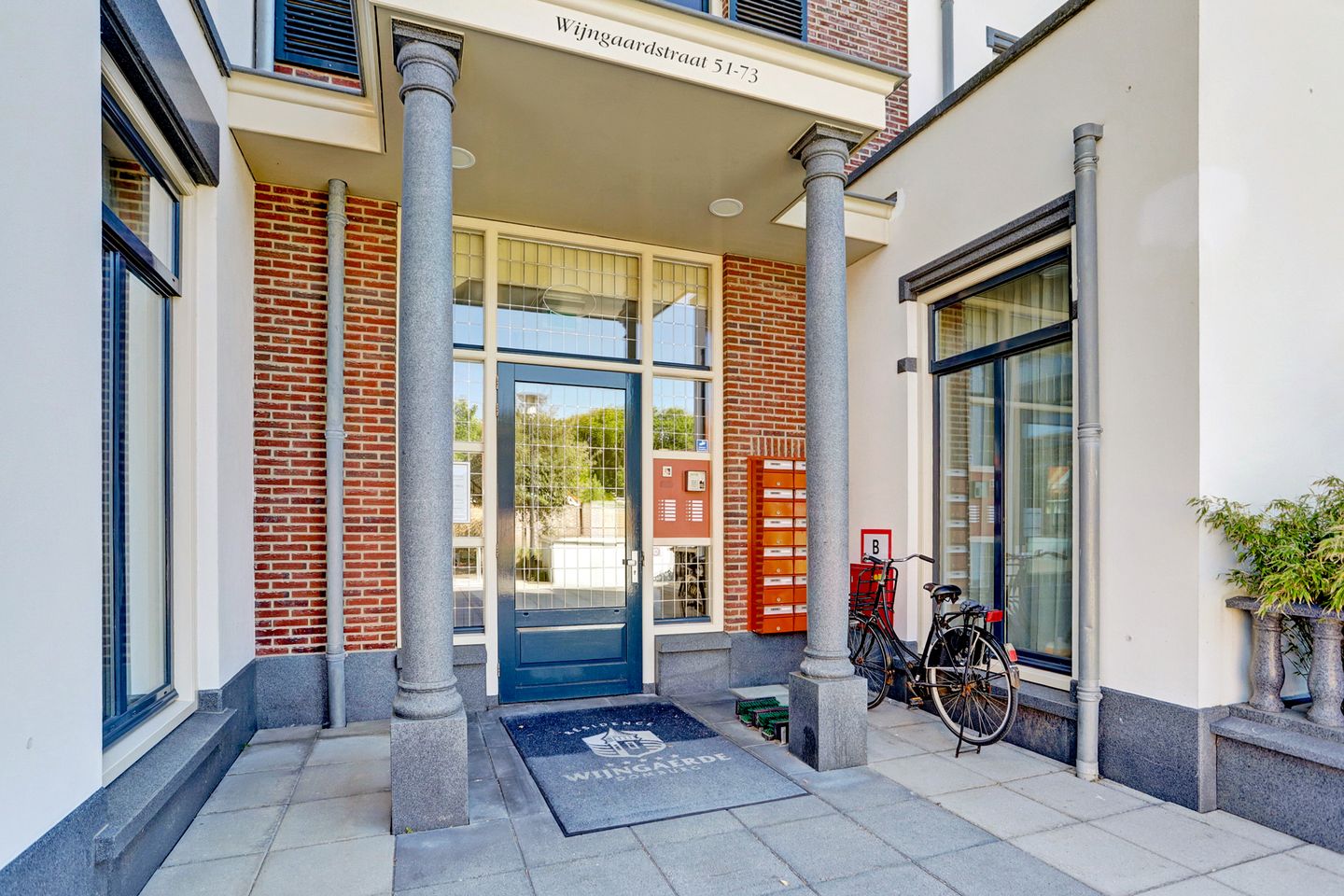 Photo 5 of Wijngaardstraat 53