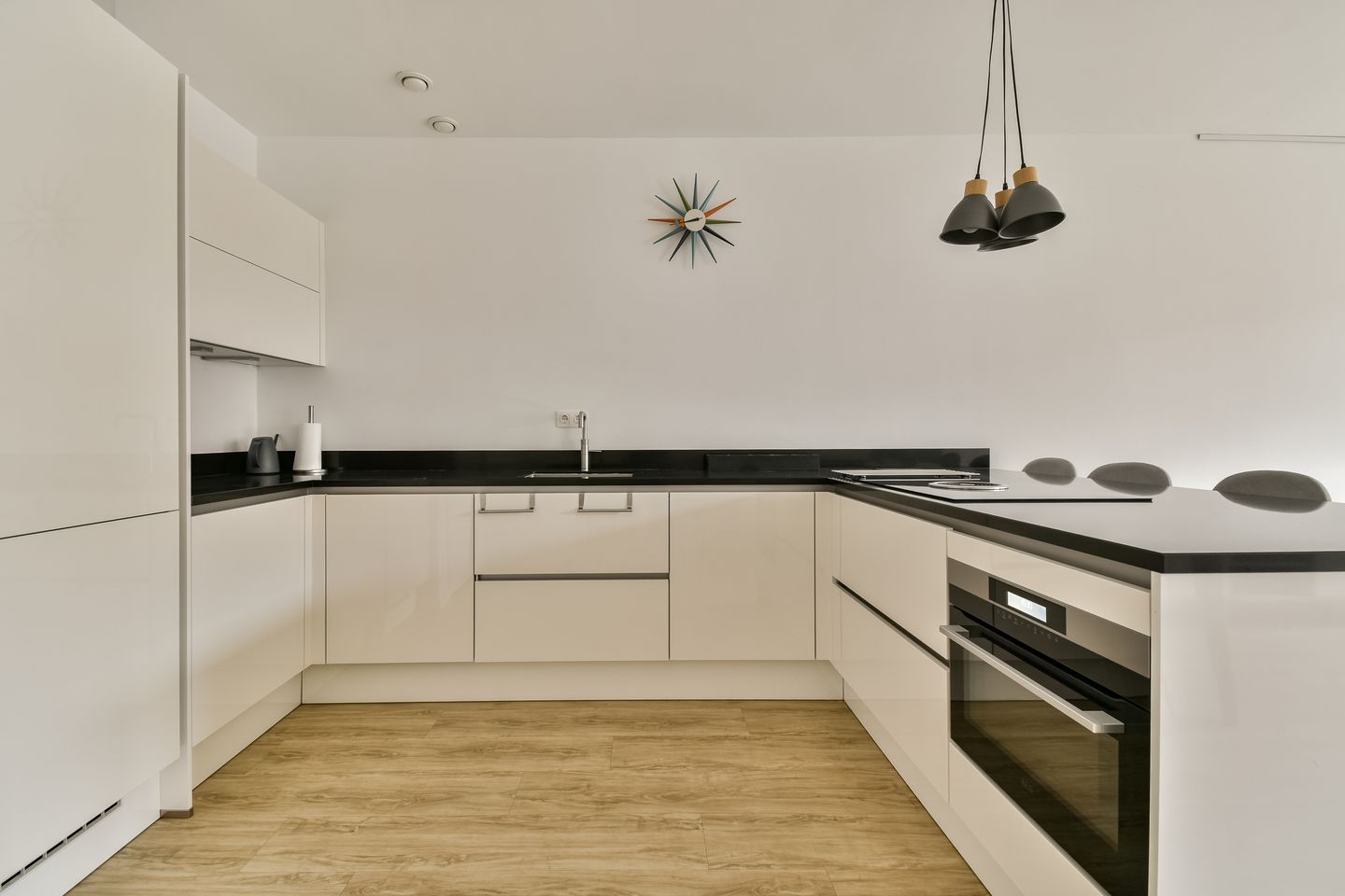 Foto 10 van Memeleiland 80