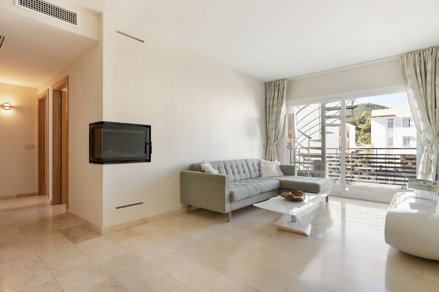 Photo 10 of Calle San Vicente 39-3D