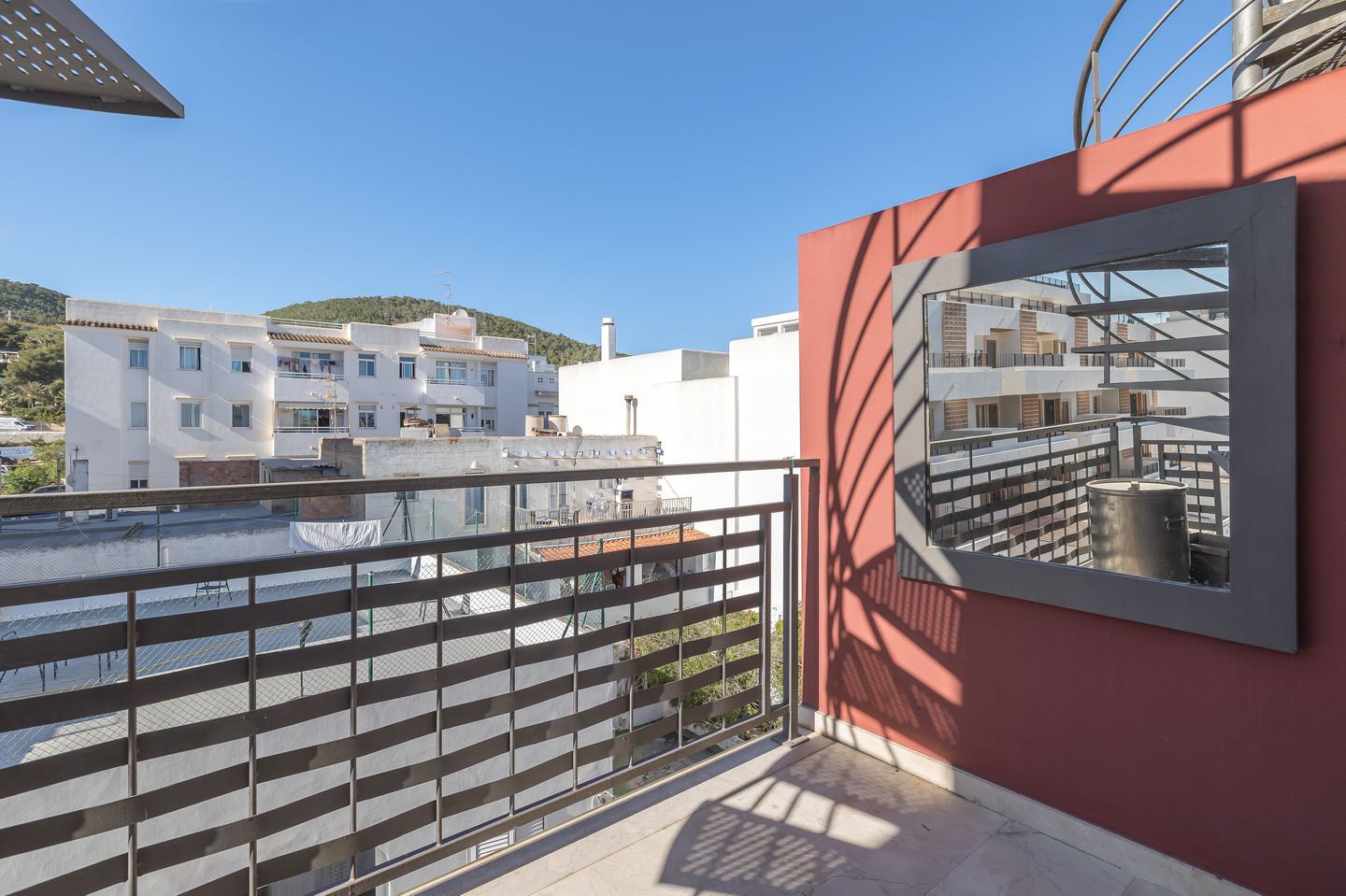 Photo 14 of Calle San Vicente 39-3D
