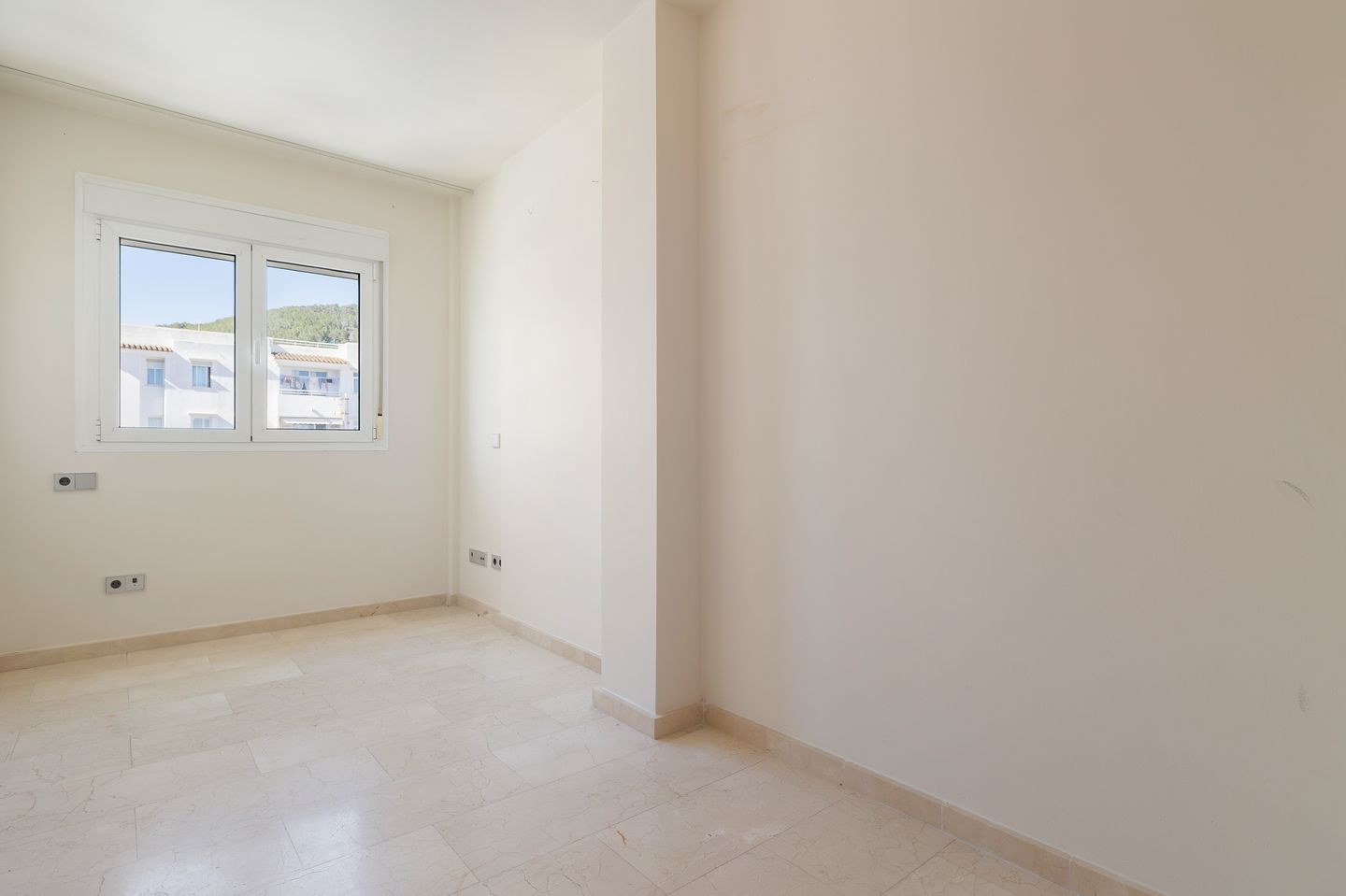Photo 20 of Calle San Vicente 39-3D