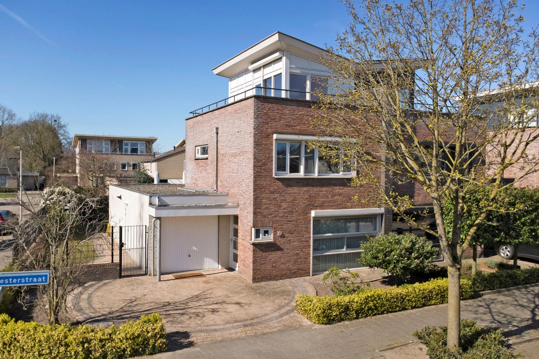 Foto 1 van De Schoolmeesterstraat 30